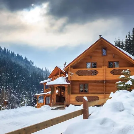 зірка міжгір'я Holiday home *