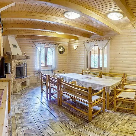 зірка міжгір'я Holiday home