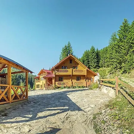 Holiday home зірка міжгір'я